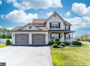 945 Hostetter Rd, Hanover, PA 17331