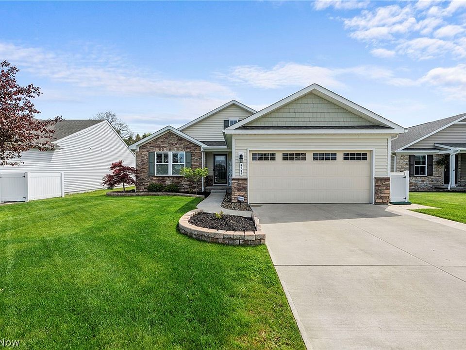 1st image of 4149 Hidden Village Dr