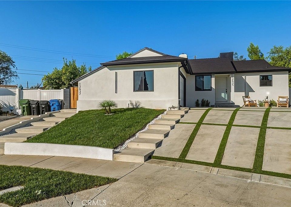 1st image of 12635 Divan Pl