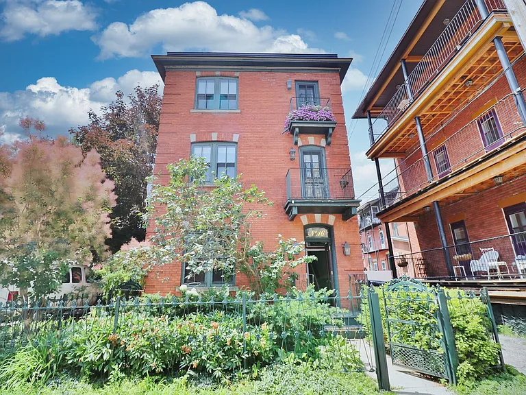 16 Sweetland Ave #3 — Photo 1