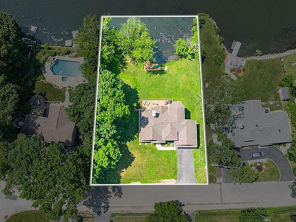 3rd image of 163 High Crest Dr