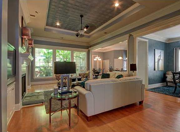 3rd image of 202 Mission Hills Dr