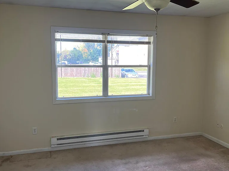 718 Oakton Rd — Photo 5