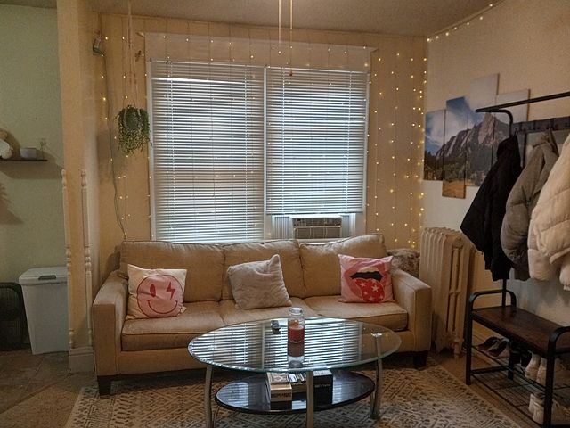 1135 Pennsylvania Apt. #16 - living room (from front door)