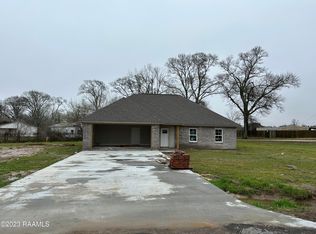 350 Sugarland Cir, Opelousas, LA 70570