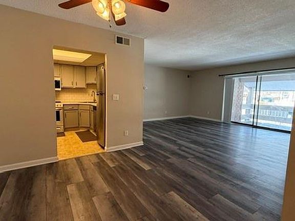 4th image of 1263 Lost Nation Rd APT 22