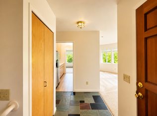 10336 NE Knight Rd #Z, Bainbridge Island, WA 98110
