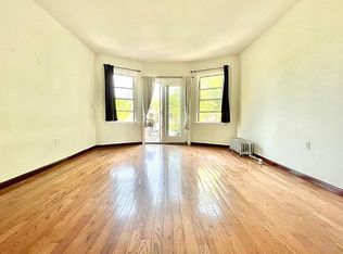 456 79th St #2, Brooklyn, NY 11209