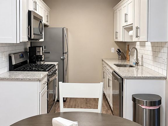 5th image of 231 Atlantic Street #15