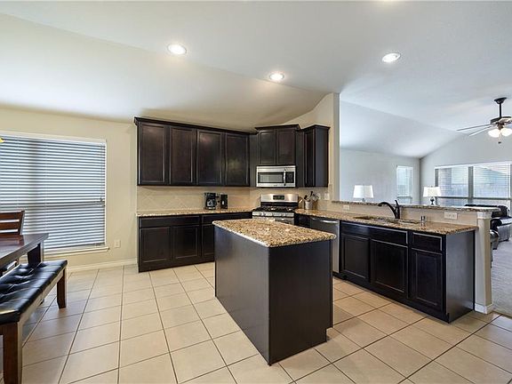 4th image of 1436 Brewer Ln