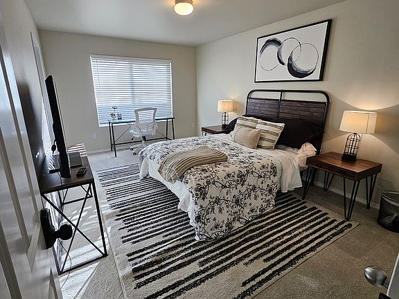 2nd image of 18928 13th Ave SE #4