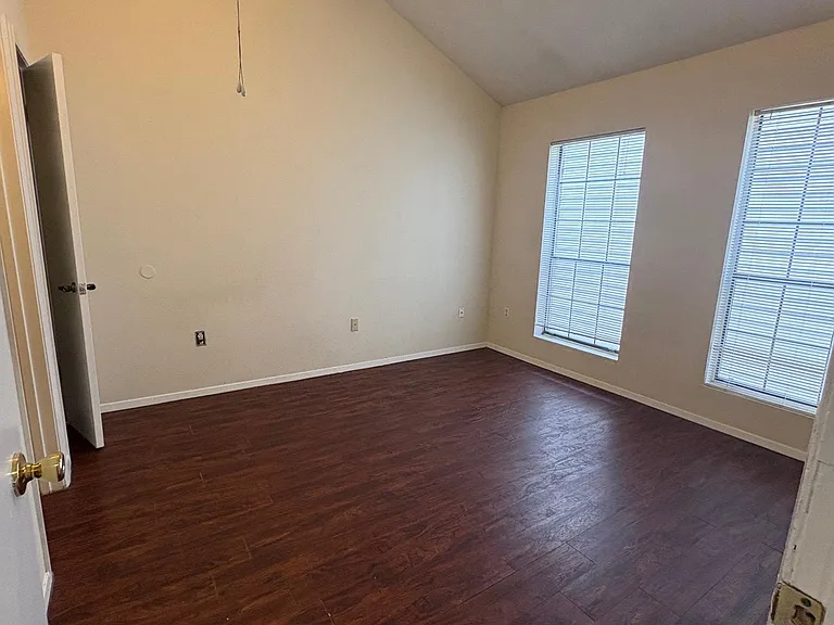 2801 Rio Grande St #303 — Photo 10