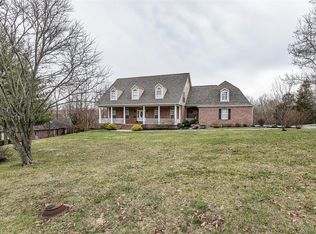 5301 Patterson Rd, Saint Louis, MO 63129