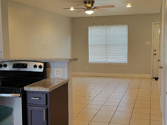 4th image of 307 E Mitchell St #B