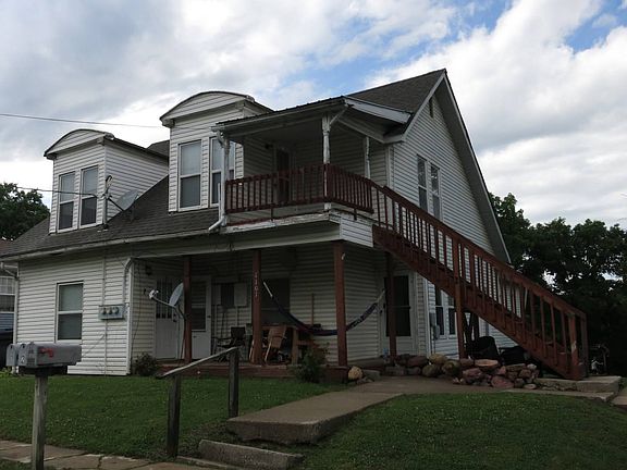 2nd image of 1101 Miller St