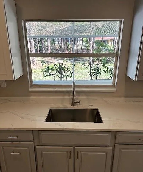 25168 Pinson Dr — Photo 12