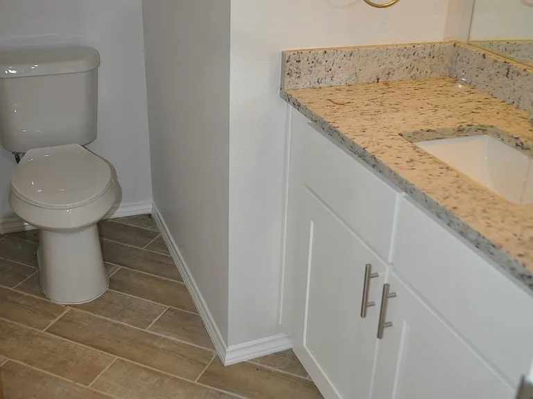 2344 Murphy Ct — Photo 17