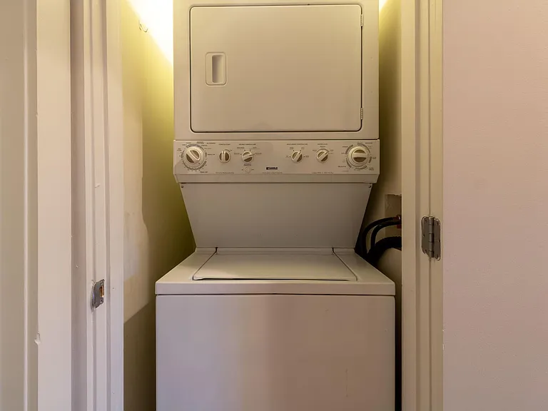 Full size washer dryer