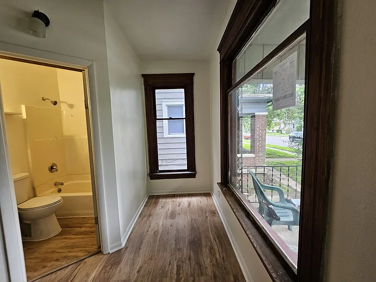 840 Columbia Ave #A — Photo 2