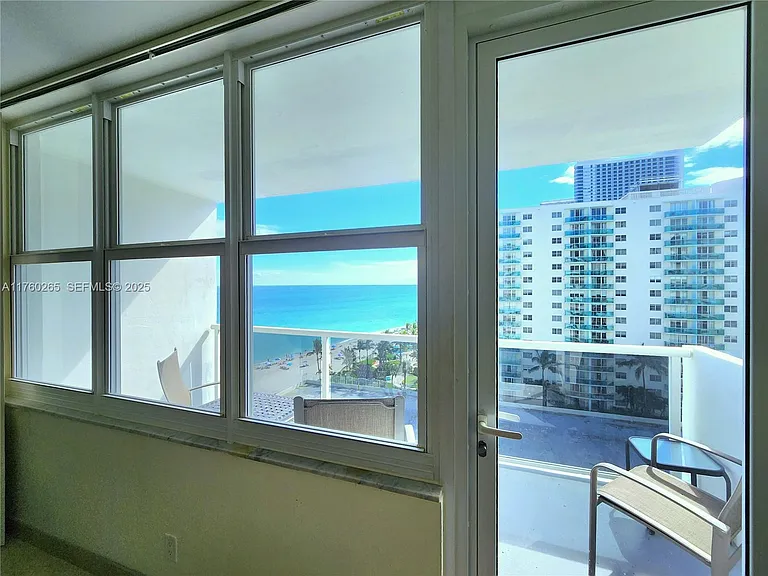 3725 S Ocean Dr #1008 — Photo 17
