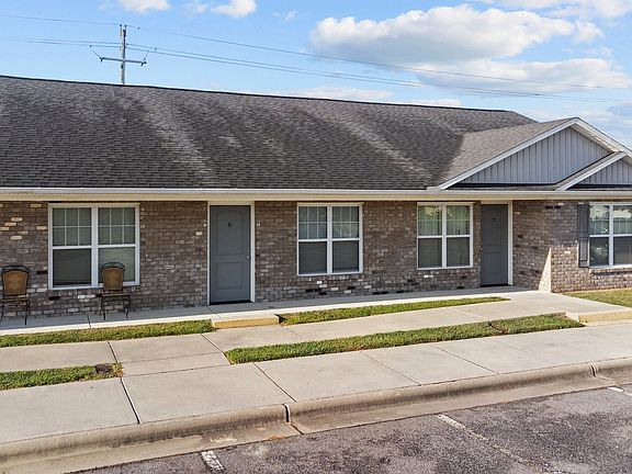 5th image of 3908 W Vancroft Cir #4