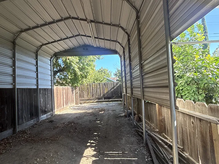 1816 Fallon Ln — Photo 24