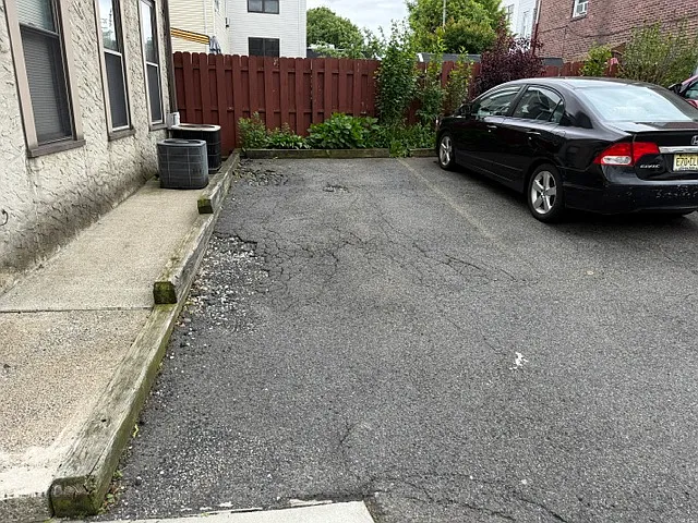 9039 Palisade Ave #3 — Photo 8