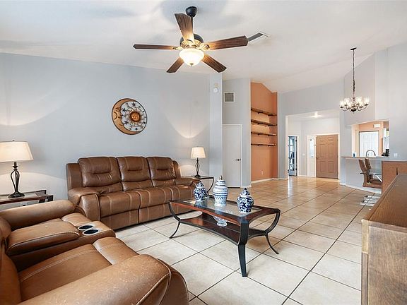 5th image of 4704 Stove Pl