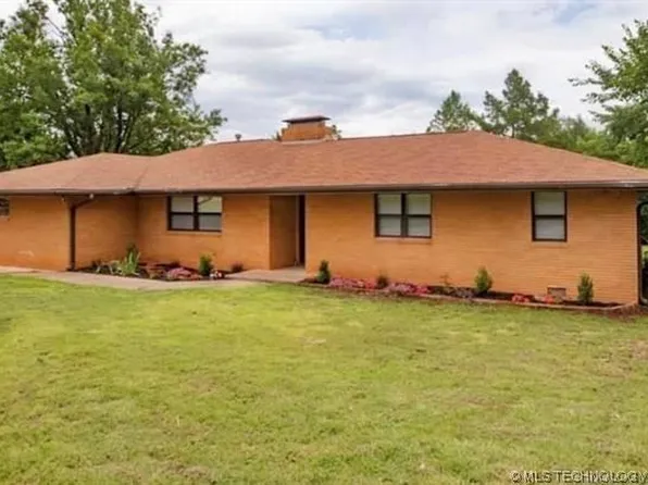 823 W Ranch Ave, Stillwater, OK 74075