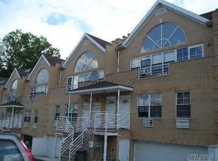 24529 60th Ave, Little Neck, NY 11362
