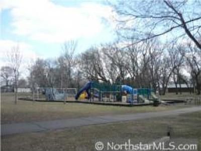 3rd image of 8506 Yalta St NE