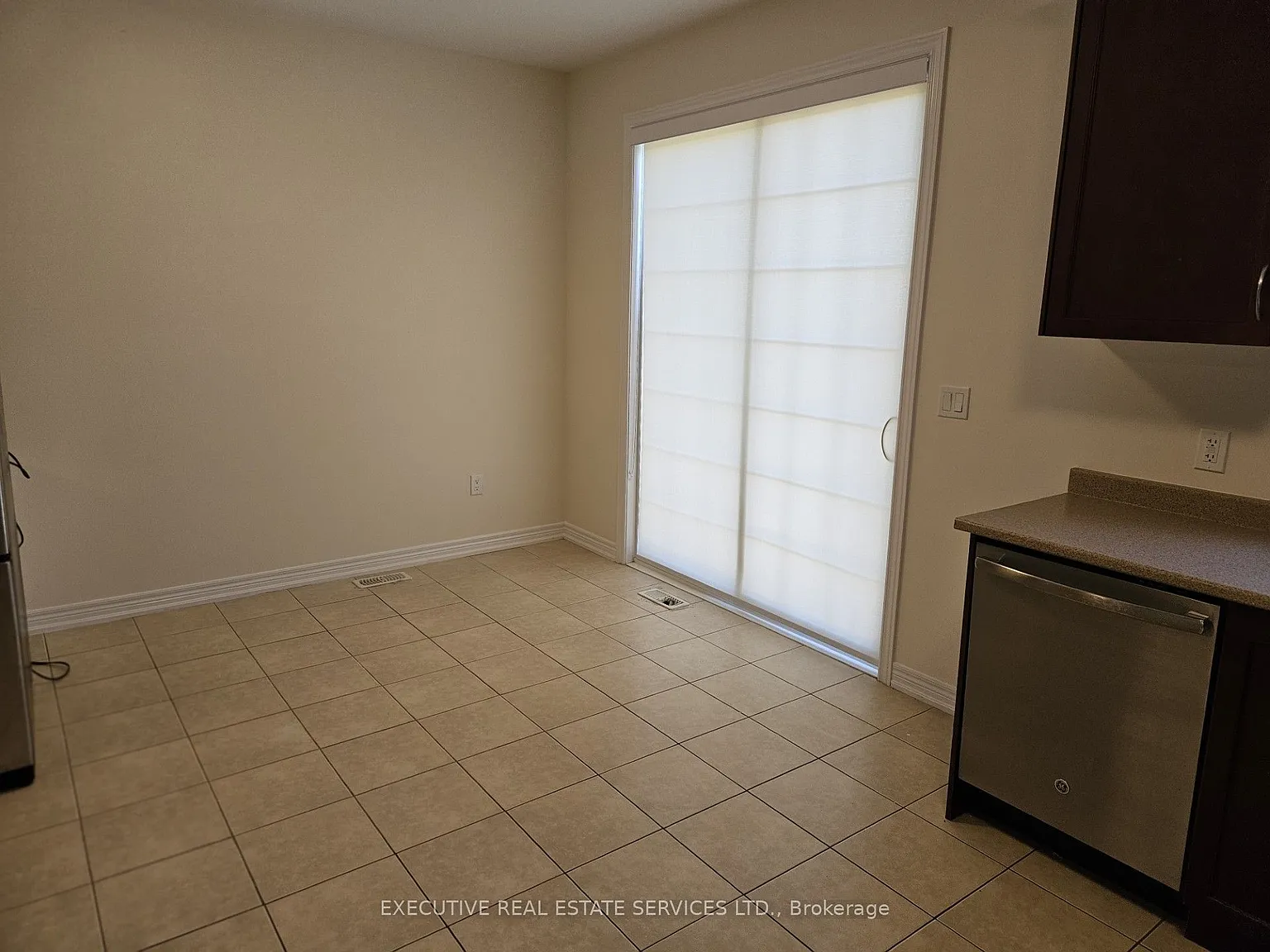 4 bed, $3,000 — Photo 4