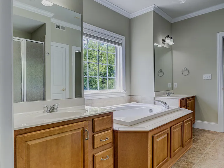 2612 Face Rock Ct — Photo 21