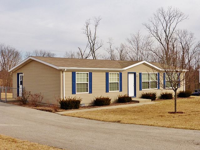 1st image of 101 Red Bud Ct