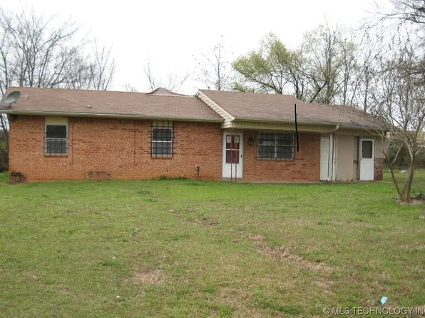 202 Mockingbird Ln, Idabel, OK 74745