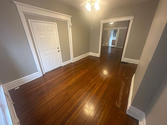 2nd image of 1481 Michigan Ave #1487