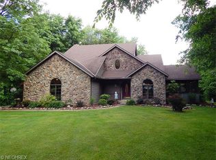 2027 W Sterling Rd, Burbank, OH 44214