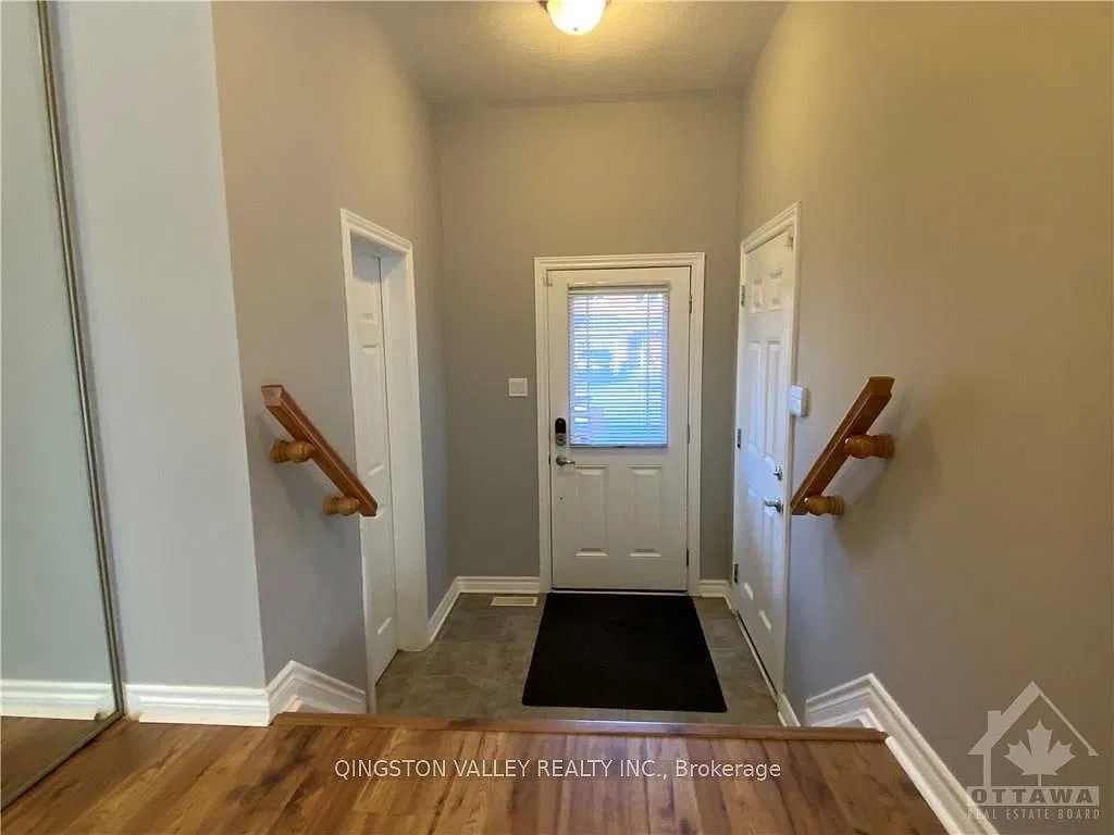 3 bed, $2,650 — Photo 2