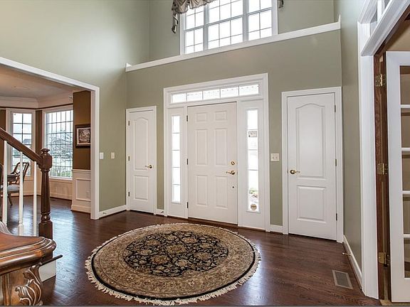 3rd image of 37230 Broadstone Dr