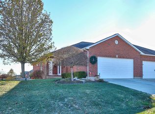 121 Oakmont Ct UNIT A, Lawrenceburg, IN 47025