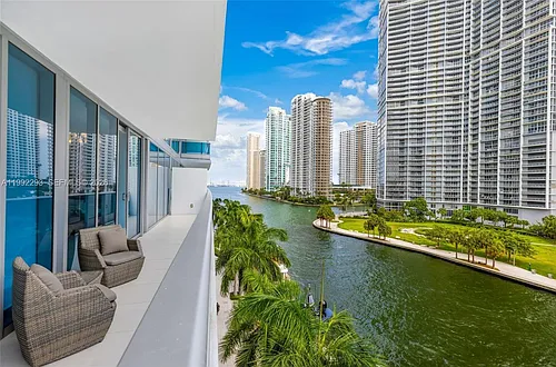 200 Biscayne Boulevard Way #504 Photo 1