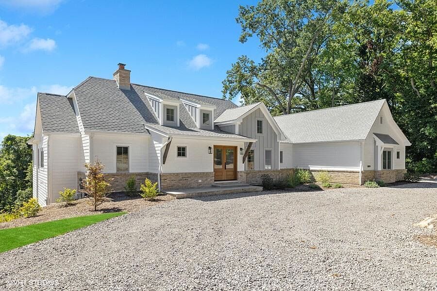1st image of 10894 Basswood Dr