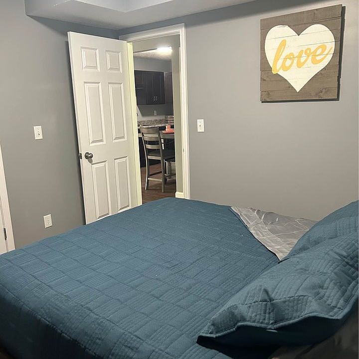 Unit Not Furnished