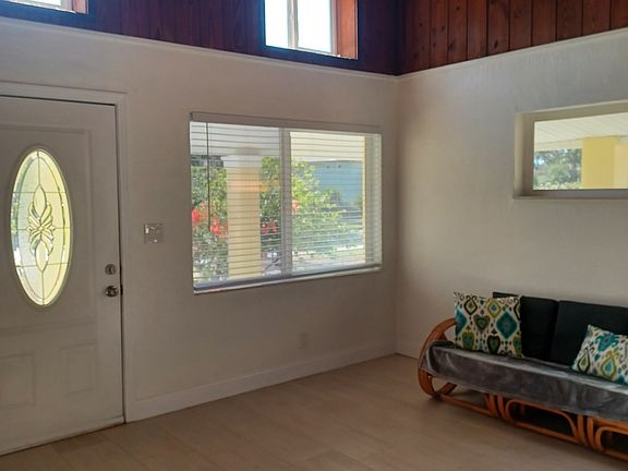 4th image of 6715 Mango Ave S