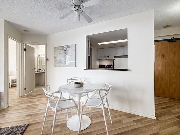 2nd image of 789 Drake St #1005