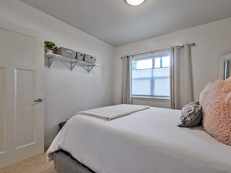 13915 SW Meridian St #108 — Photo 10
