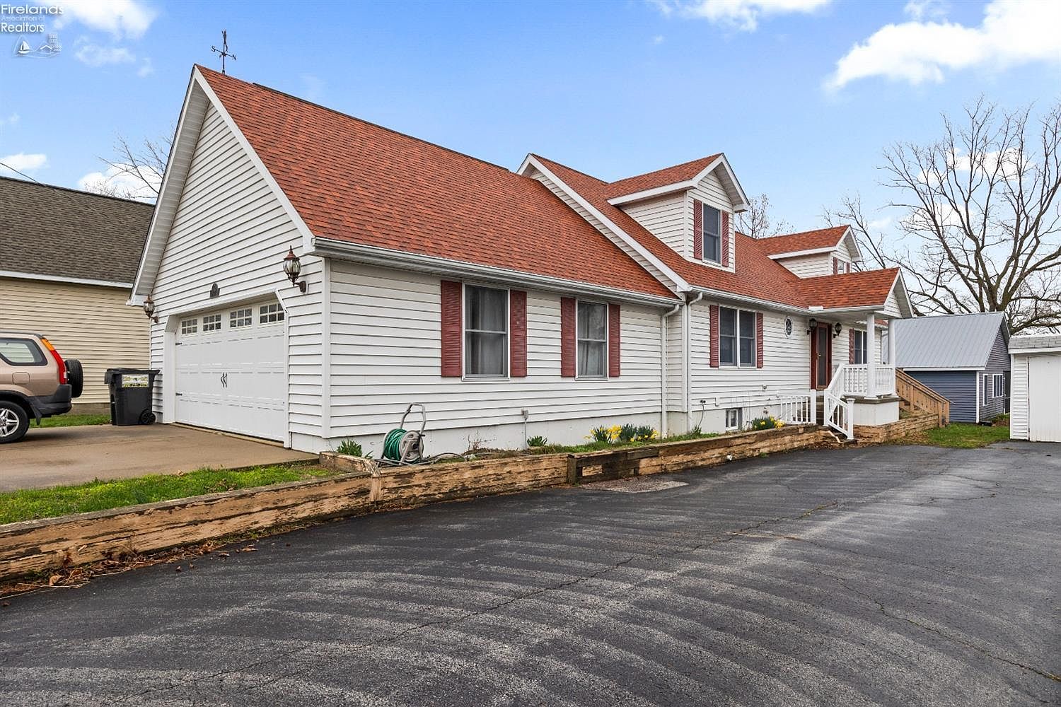 8067 E Mary Ln, Lakeside Marblehead, OH 43440 | Zillow