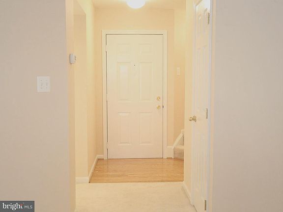 2nd image of 46588 Drysdale Ter Unit 302