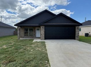 133 Redwood Dr, Bono, AR 72416