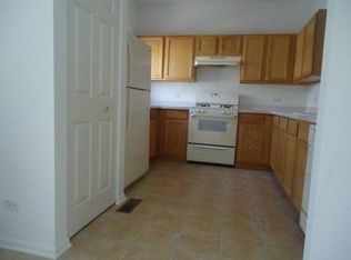 150 Enclave Cir UNIT E, Bolingbrook, IL 60440